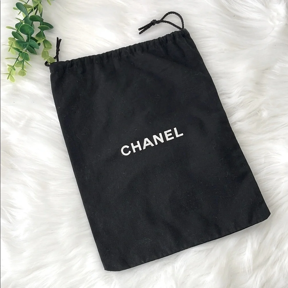 CHANEL Black Drawstring Bag‎